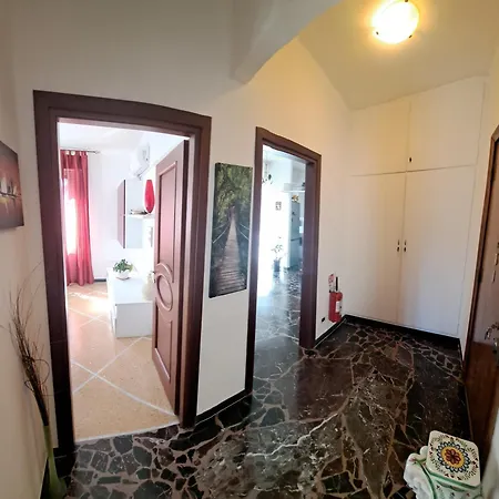 Sunny Apartment Rapallo - 5 Posti Famiglie Spiaggia 10 Min Apartamento Rapallo