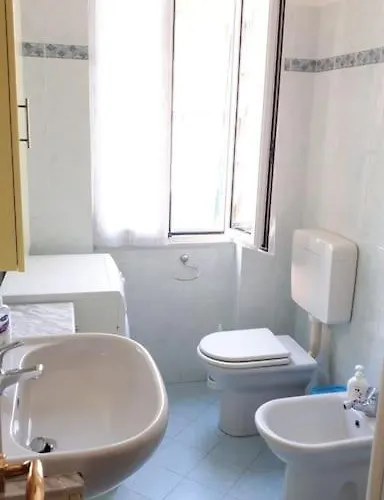 Sunny Apartment Rapallo - 5 Posti Famiglie Spiaggia 10 Min Apartamento *