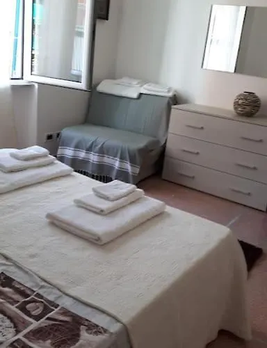 Sunny Apartment Rapallo - 5 Posti Famiglie Spiaggia 10 Min *