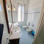 Sunny - 5 Posti Famiglie 10 Min Apartment