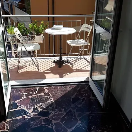 Sunny And Lovely - Free Wifi Appartamento