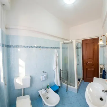 Sunny Apartment Rapallo - 5 Posti Famiglie Spiaggia 10 Min